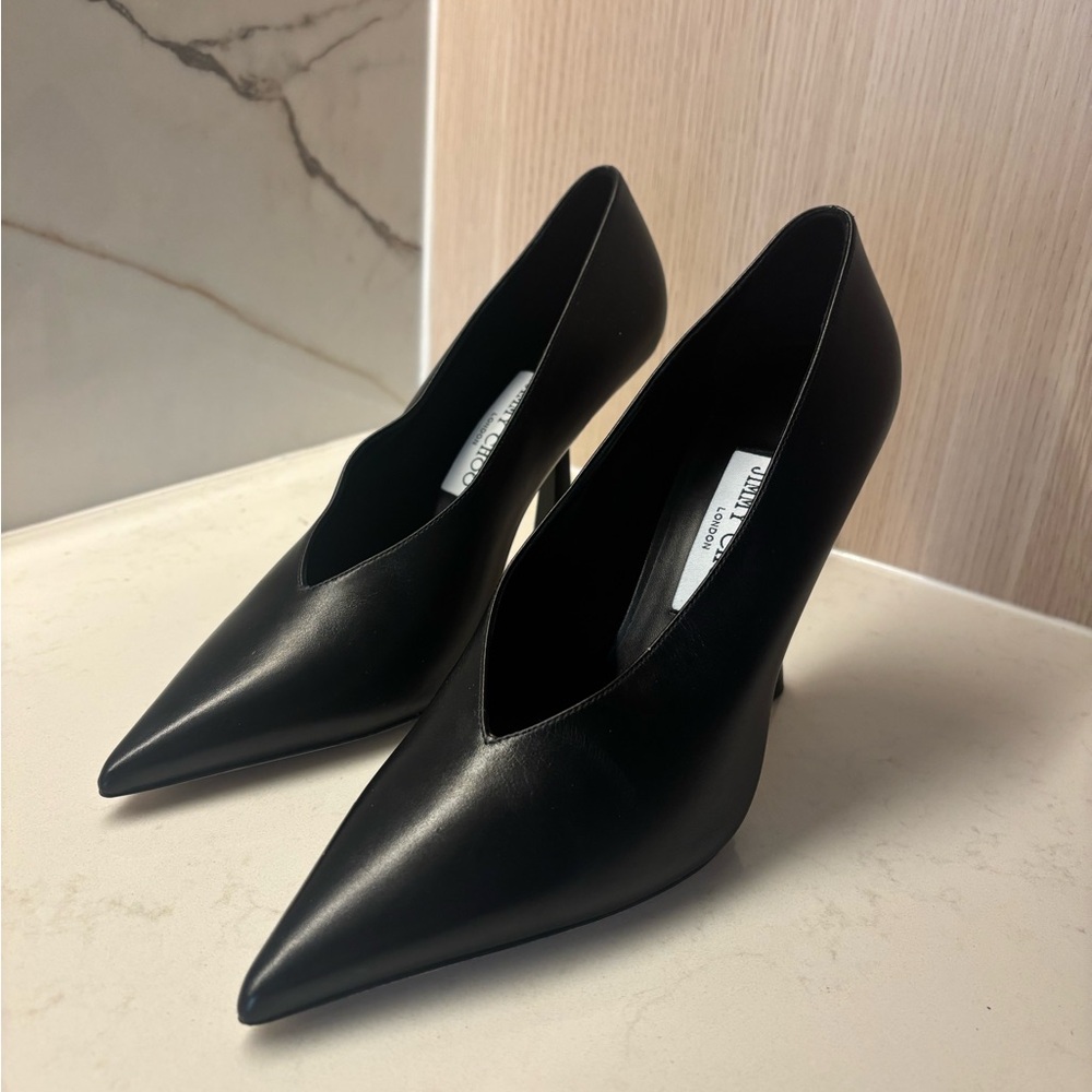 Elegant Black Women's Pump